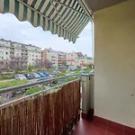 Convenient Mosiezna 7 By Renters Apartment