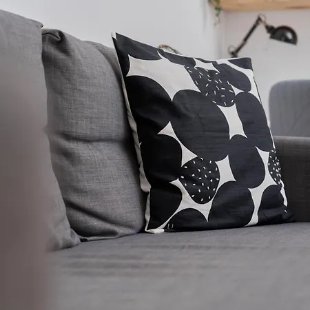 Convenient Mosiezna 7 By Renters *