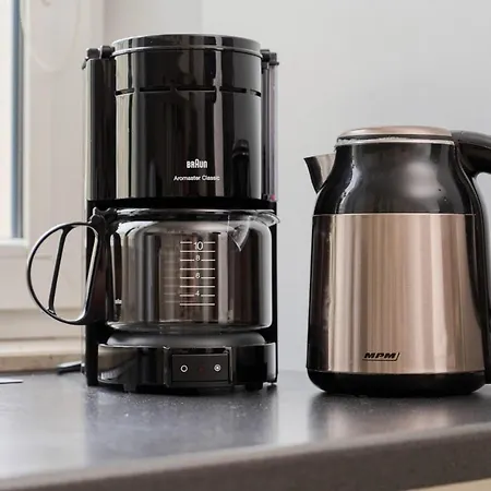Convenient Mosiezna 7 By Renters 아파트